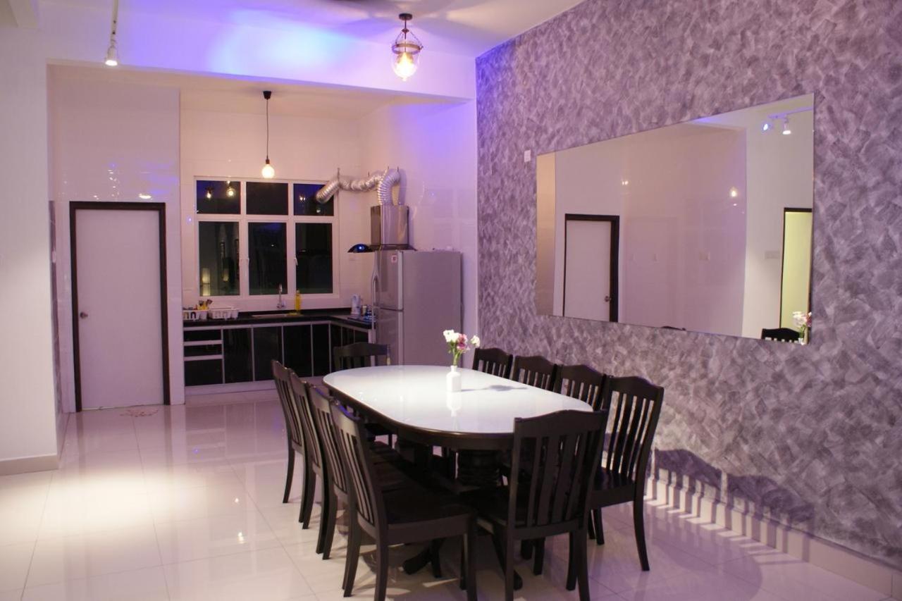 Shamrock Seaview 11 Villa Batu Feringgi Exterior foto